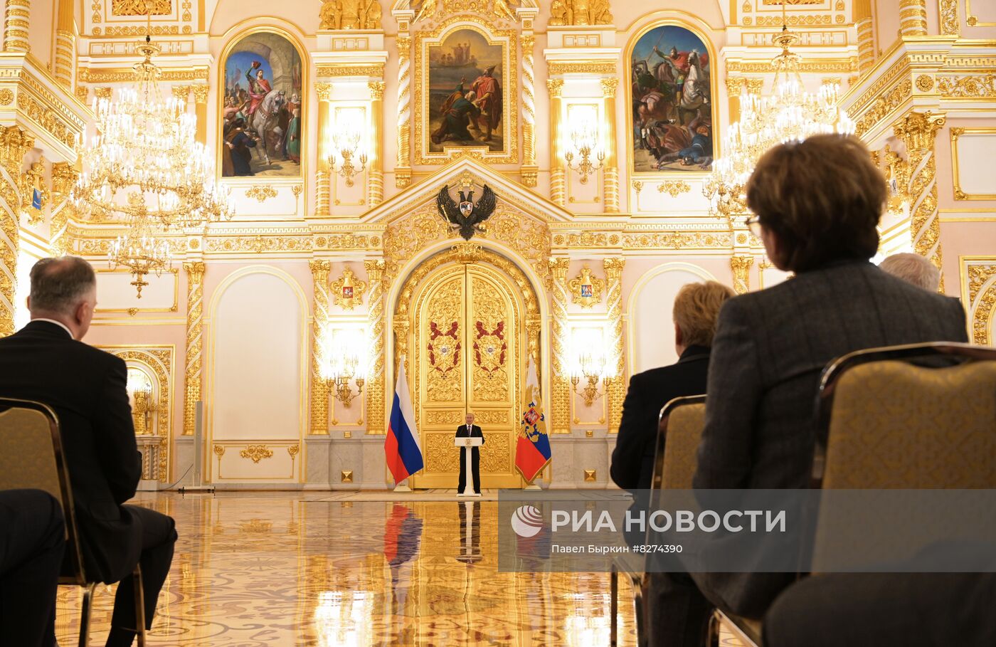 Президент РФ В. Путин принял участие в мероприятии к 100-летию Госсанэпидслужбы