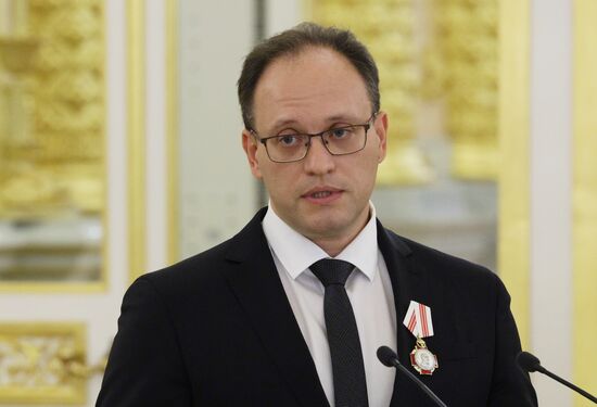 Президент РФ В. Путин принял участие в мероприятии к 100-летию Госсанэпидслужбы