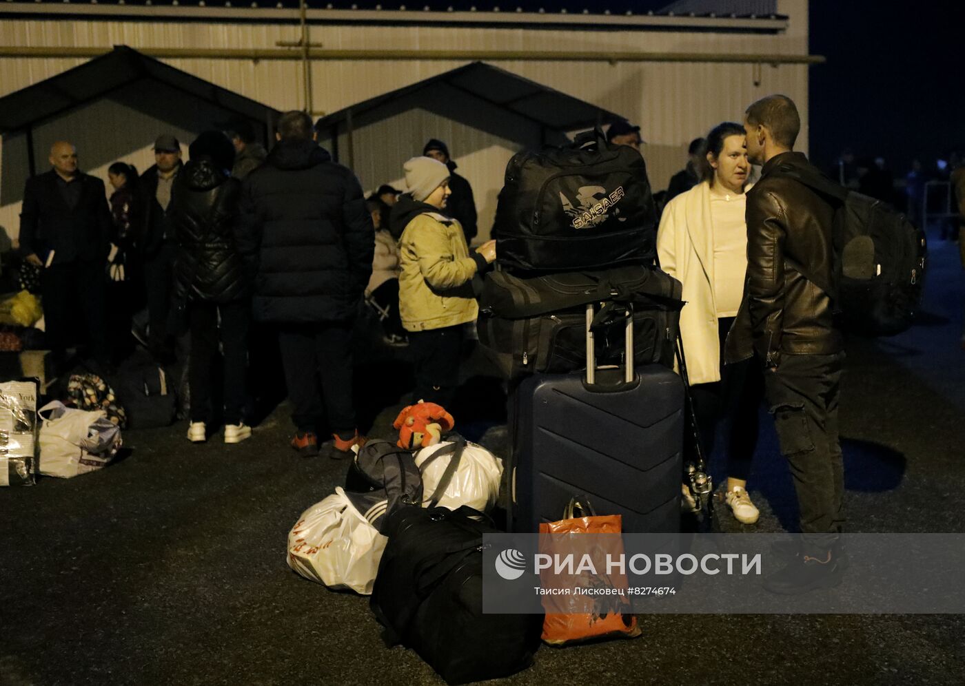 Более тысячи беженцев отправили из Белгородской области в другие регионы страны