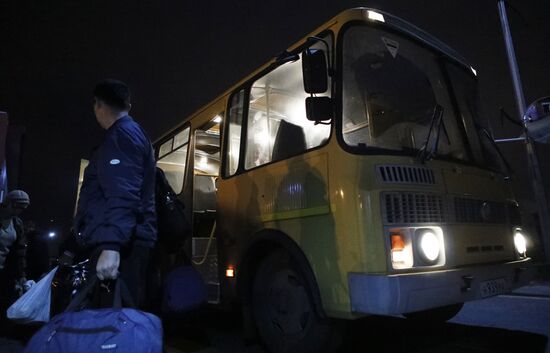 Более тысячи беженцев отправили из Белгородской области в другие регионы страны