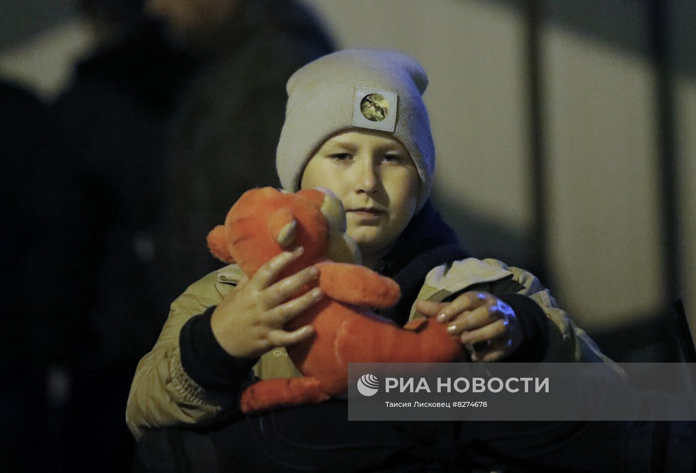 Более тысячи беженцев отправили из Белгородской области в другие регионы страны