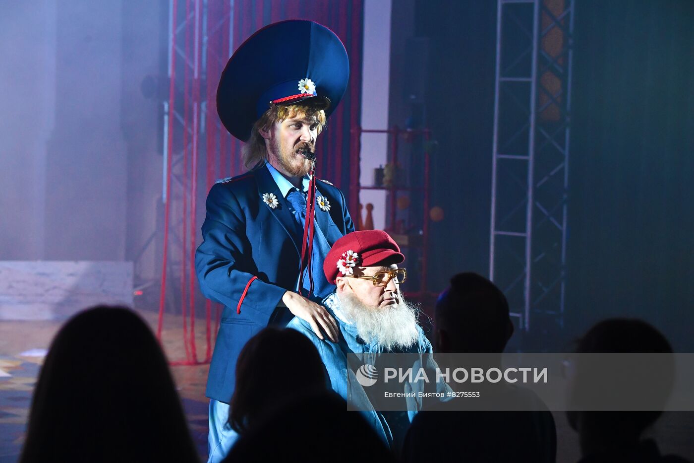 Премьера спектакля "Куда смотрит прокурор?" в Новом Манеже