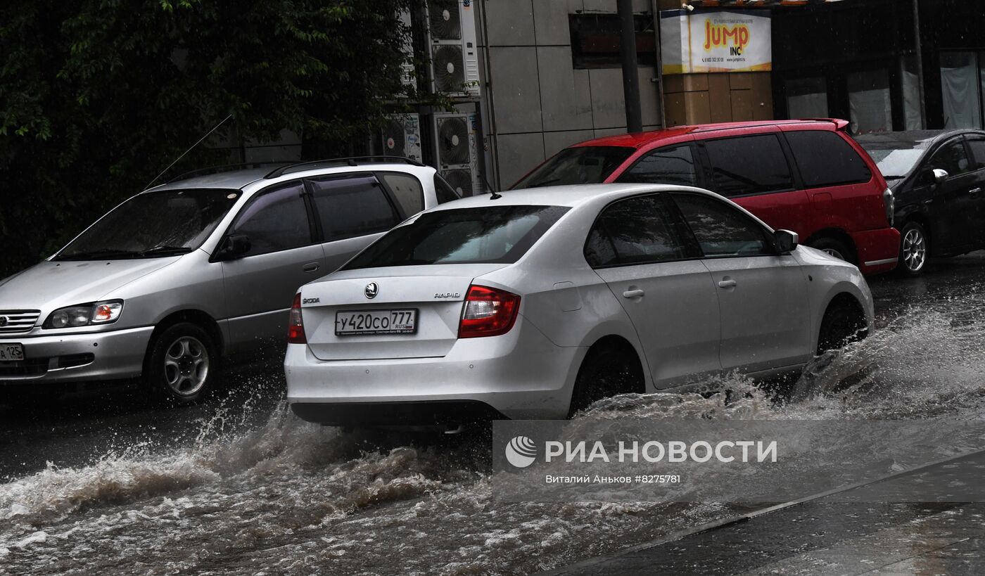 Дождь во Владивостоке