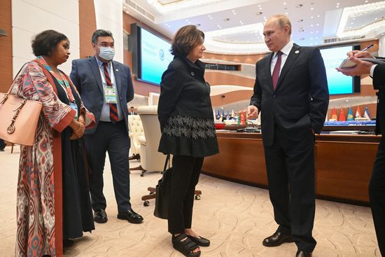 Президент РФ В. Путин принял участие в саммите ШОС