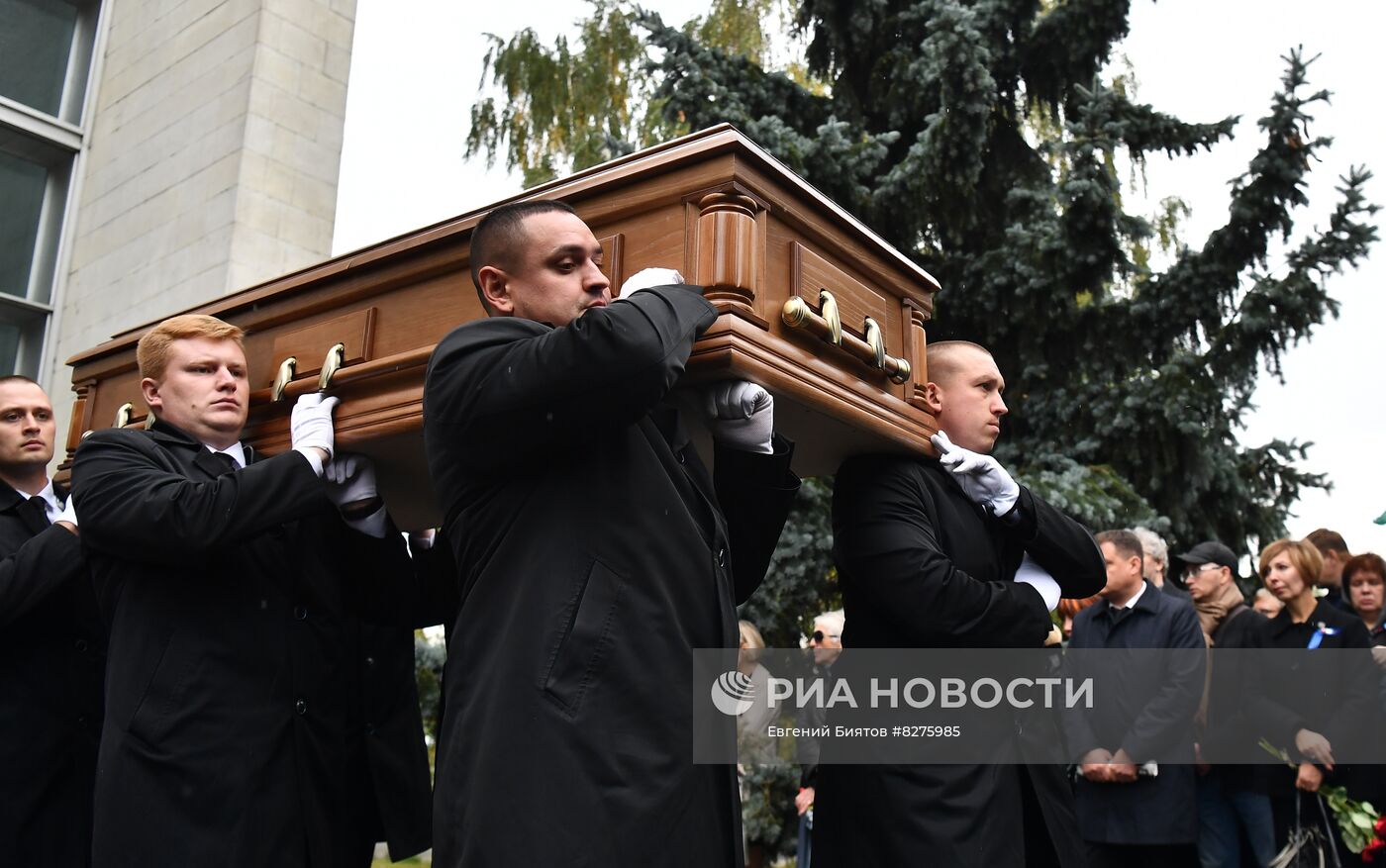 Прощание с главным редактором "Комсомольской правды" В. Сунгоркиным