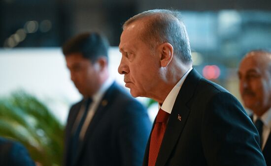 Президент РФ В. Путин принял участие в саммите ШОС