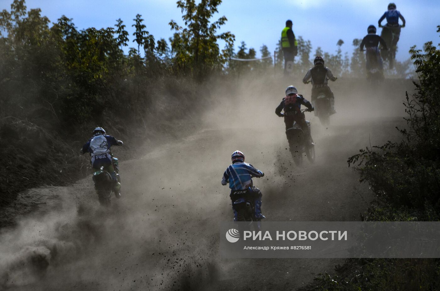 Соревнования по мотокроссу в Новосибирске