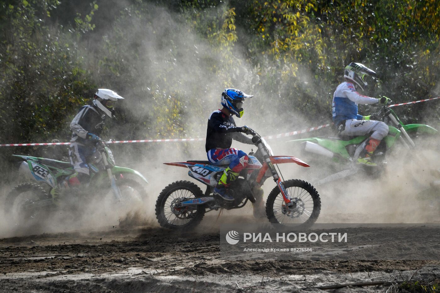 Соревнования по мотокроссу в Новосибирске
