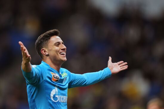 Футбол. РПЛ. Матч "Динамо" - "Зенит"