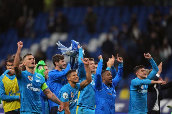 Футбол. РПЛ. Матч "Динамо" - "Зенит"