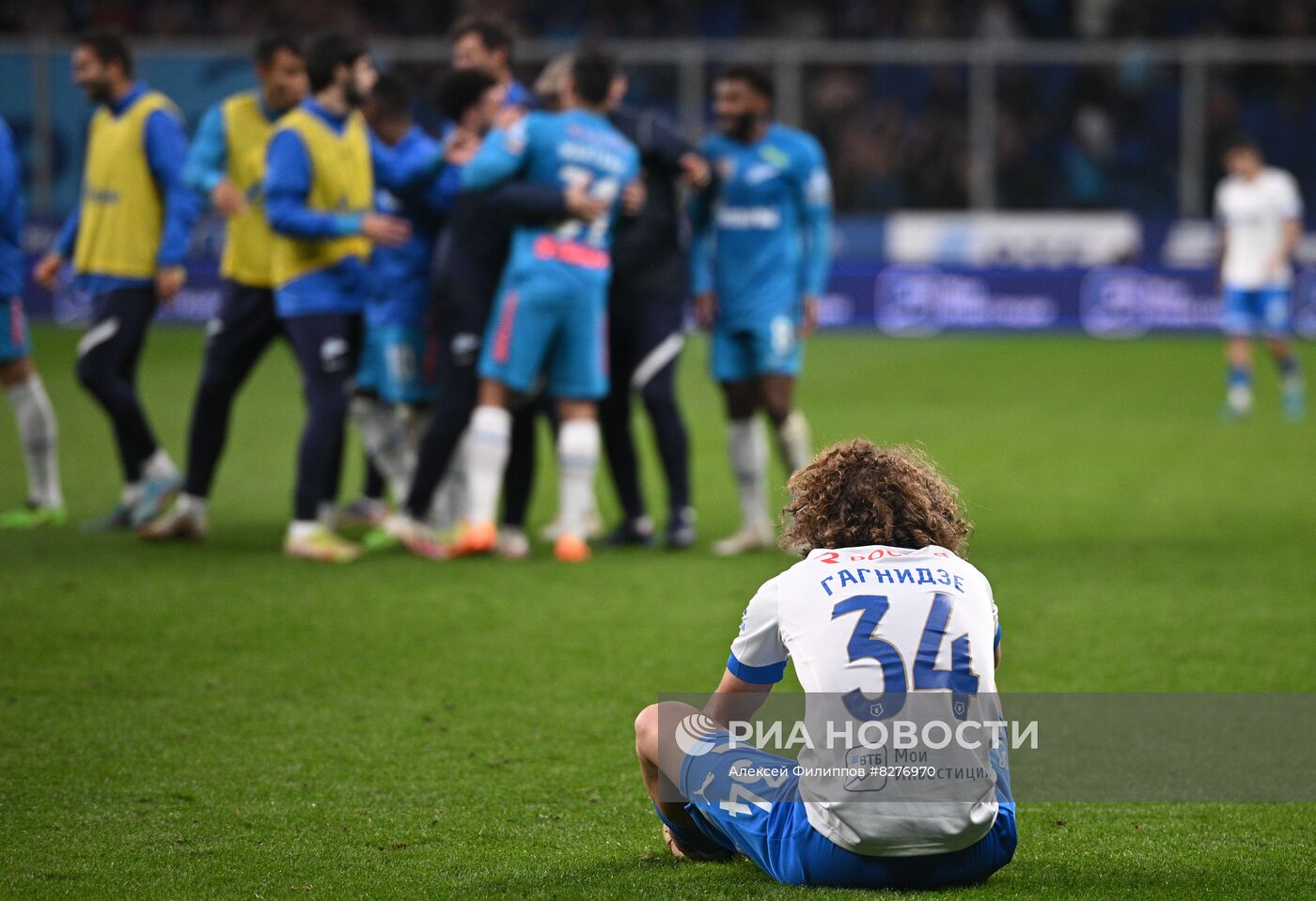 Футбол. РПЛ. Матч "Динамо" - "Зенит"