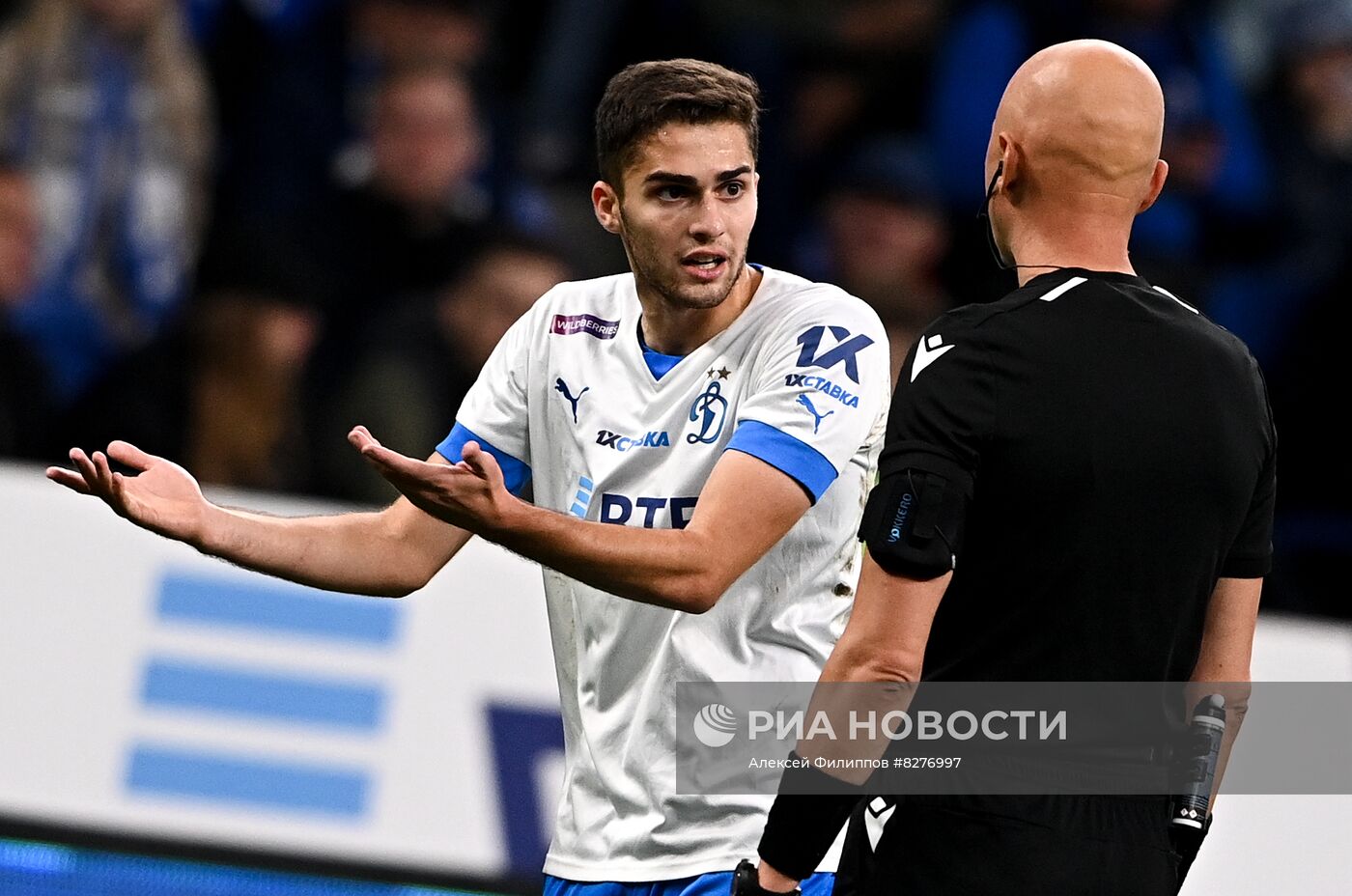 Футбол. РПЛ. Матч "Динамо" - "Зенит"