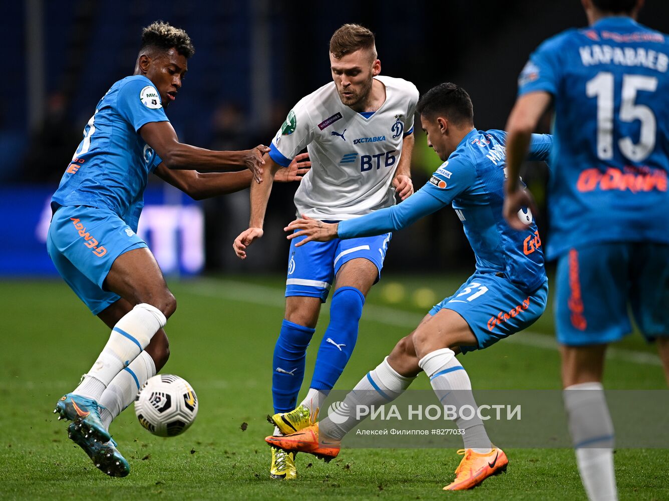 Футбол. РПЛ. Матч "Динамо" - "Зенит"