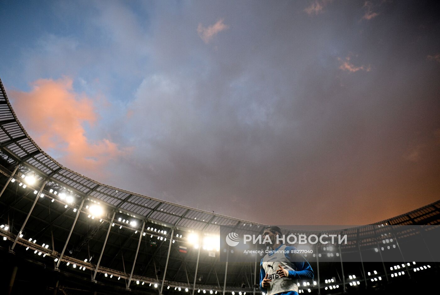 Футбол. РПЛ. Матч "Динамо" - "Зенит"