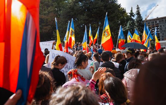 Акция протеста оппозиции в Кишиневе