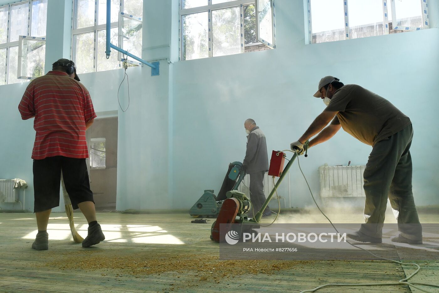 Восстановление школы в Донецке
