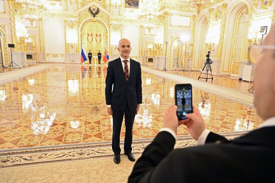 Президент РФ В. Путин принял верительные грамоты у вновь прибывших послов иностранных государств