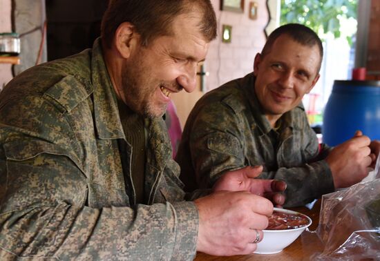 Казачьи подразделения в районе Красного Лимана в ДНР