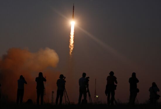 Пуск РН "Союз-2.1а" с ПК "Союз МС-22" с космодрома Байконур