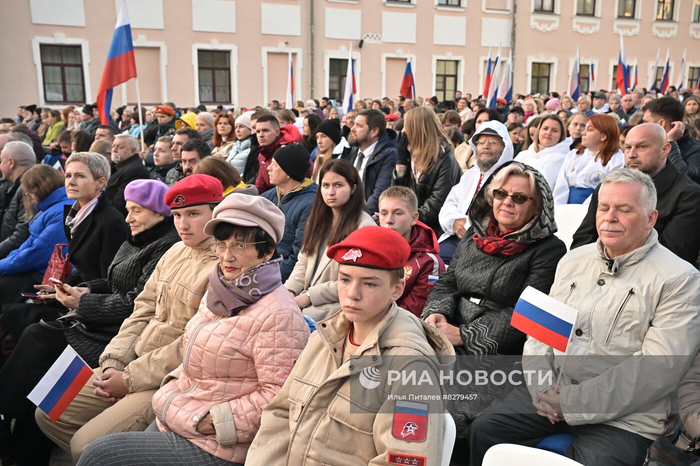 Рабочая поездка президента РФ В.Путина в Новгородскую область