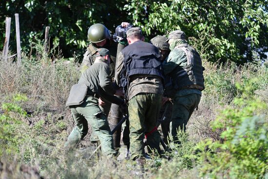 Казачьи подразделения в районе Красного Лимана в ДНР