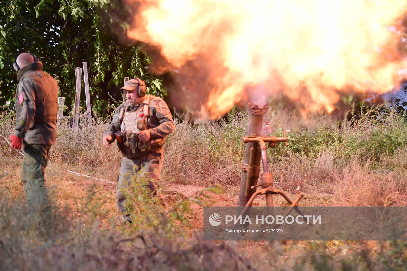 Казачьи подразделения в районе Красного Лимана в ДНР