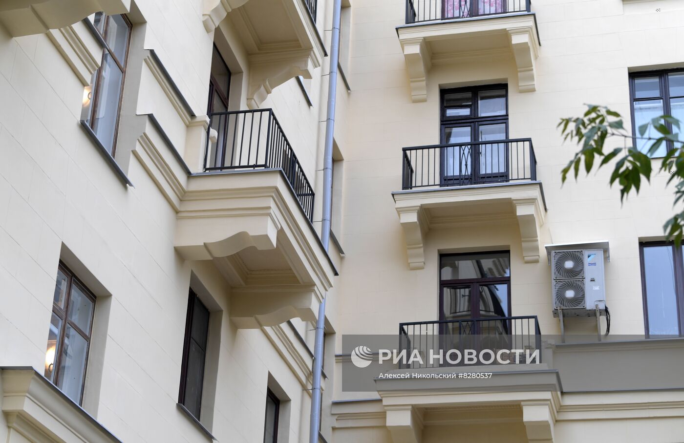 Дом на Поварской улице в Москве после реставрации и капремонта