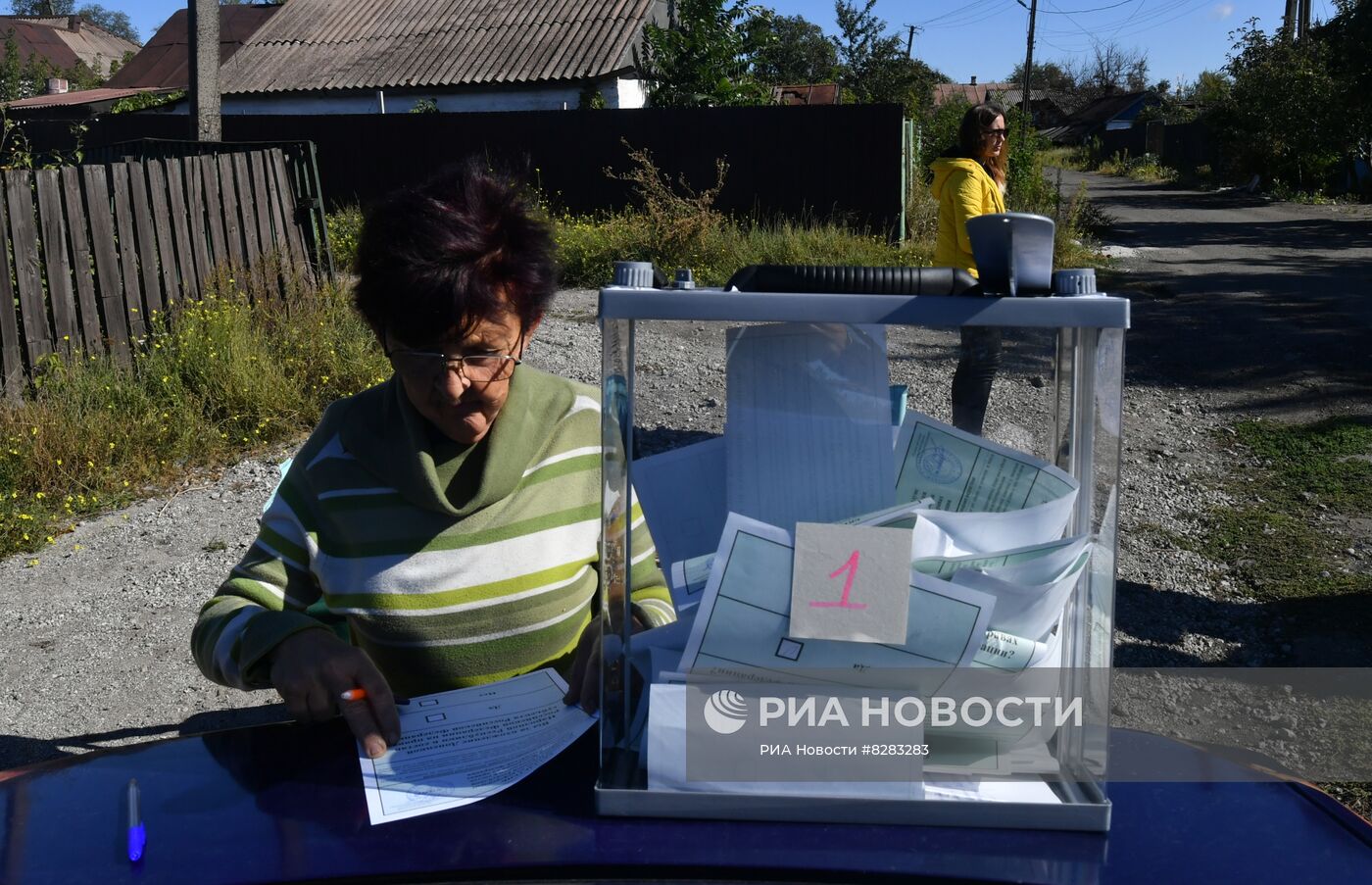 Референдумы о присоединении к России в ЛНР и ДНР