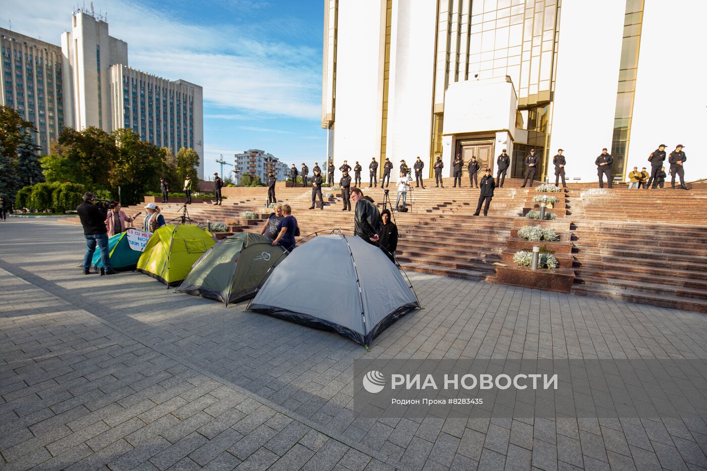 Антиправительственный митинг в Кишиневе