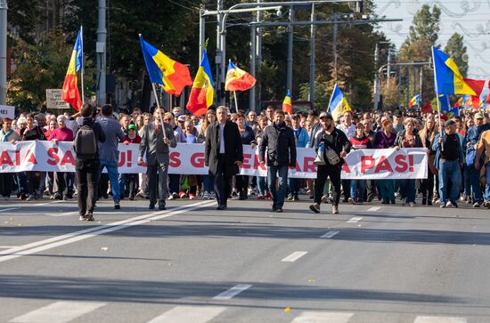 Антиправительственный митинг в Кишиневе