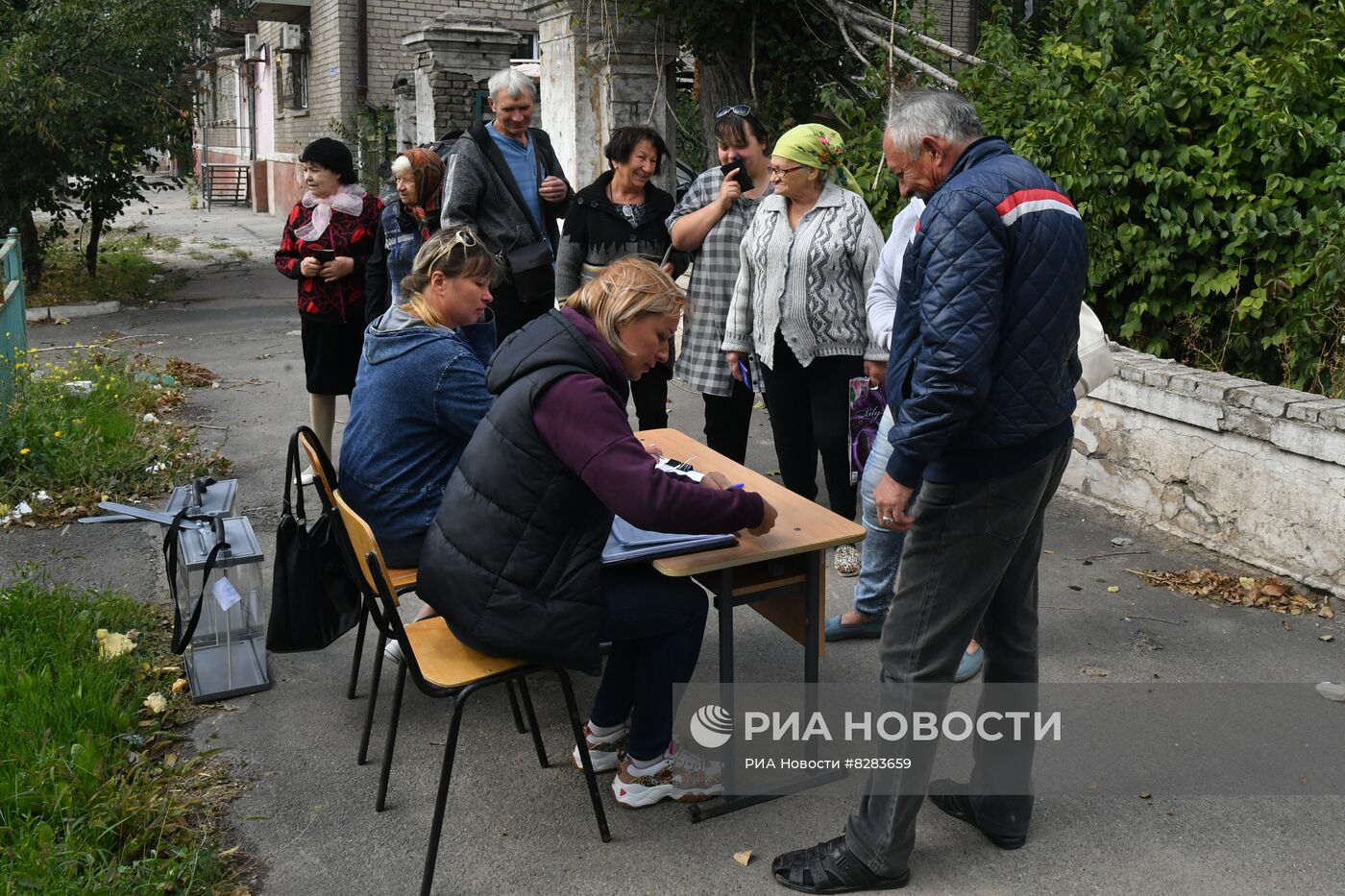Референдумы о присоединении к России в ЛНР и ДНР