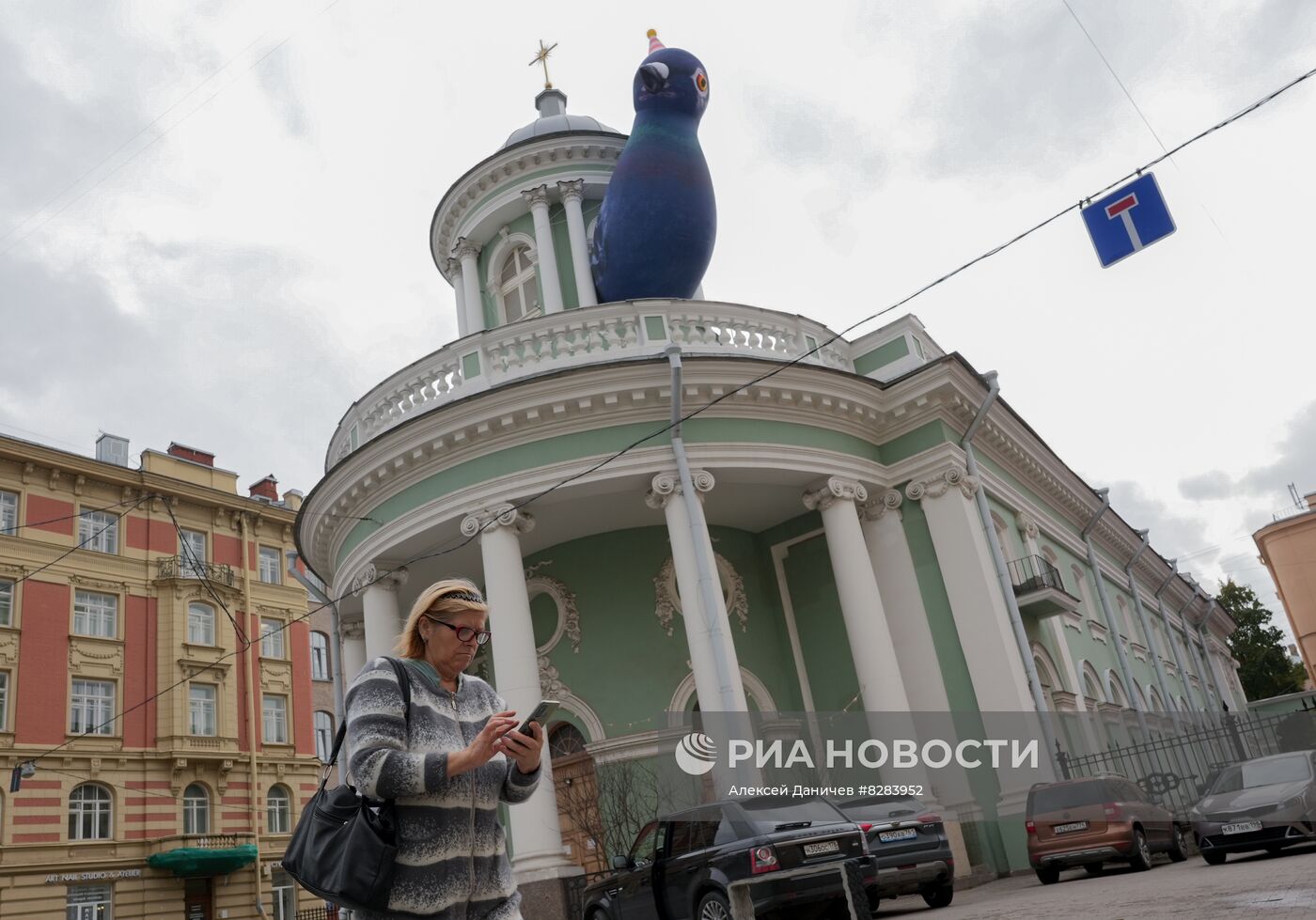 Голубь Аннатолий на колокольне церкви Аннекирхе