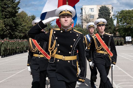 Принятие присяги призванными в рамках частичной мобилизации в Крыму