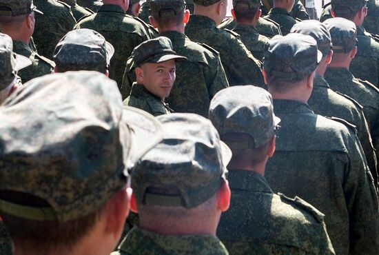 Принятие присяги призванными в рамках частичной мобилизации в Крыму