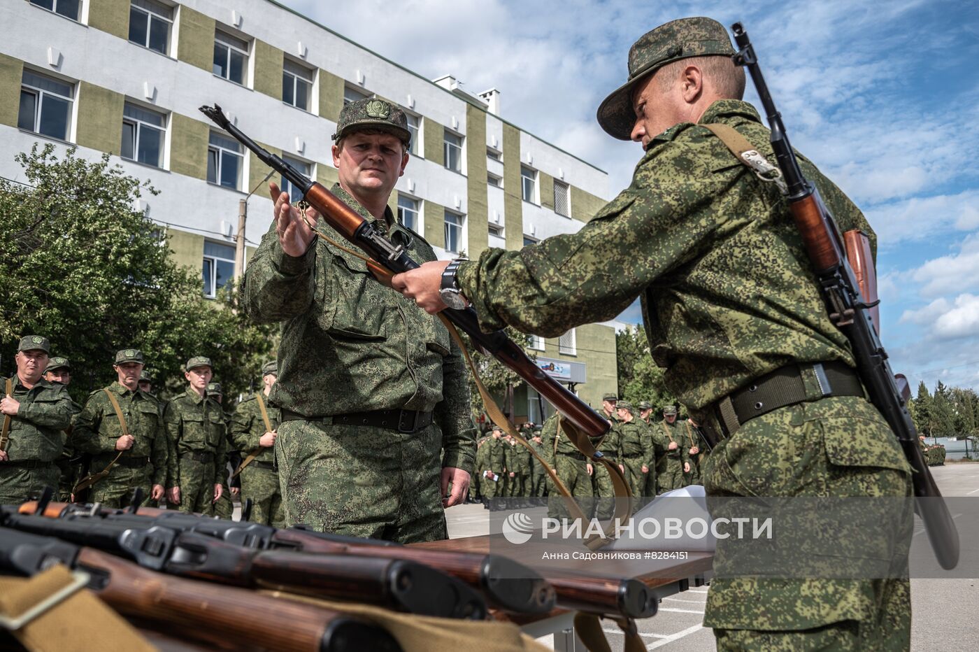 Принятие присяги призванными в рамках частичной мобилизации в Крыму