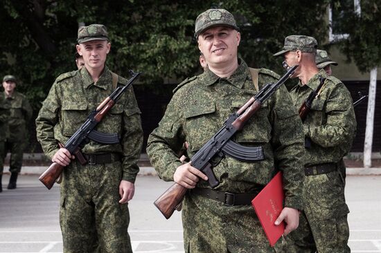 Принятие присяги призванными в рамках частичной мобилизации в Крыму