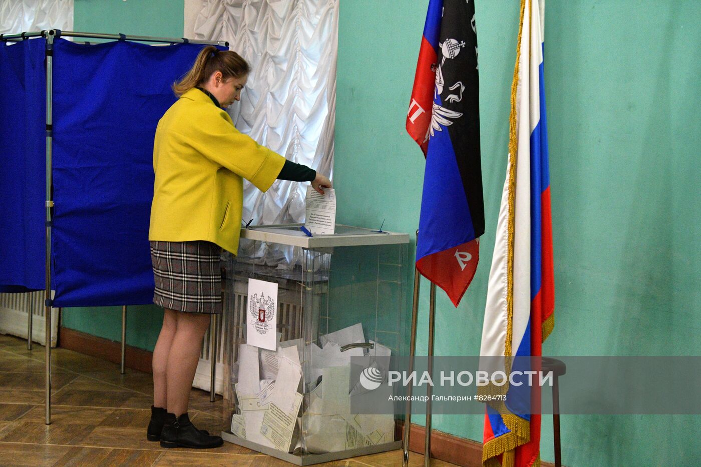 Голосование на референдумах о присоединении новых территорий к РФ в городах России
