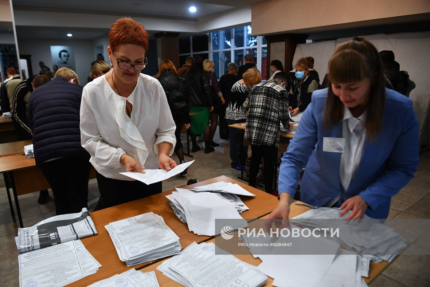 Подсчет голосов на референдумах в ЛНР, ДНР, Херсонской и Запорожской областях