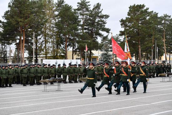 Подготовка мобилизованных перед отправкой в войска