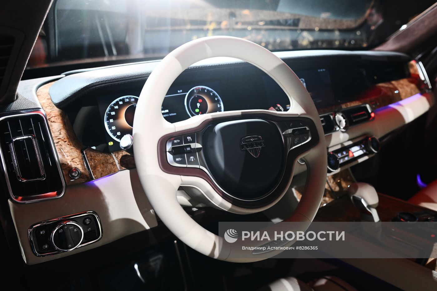 Презентация внедорожника Aurus Komendant