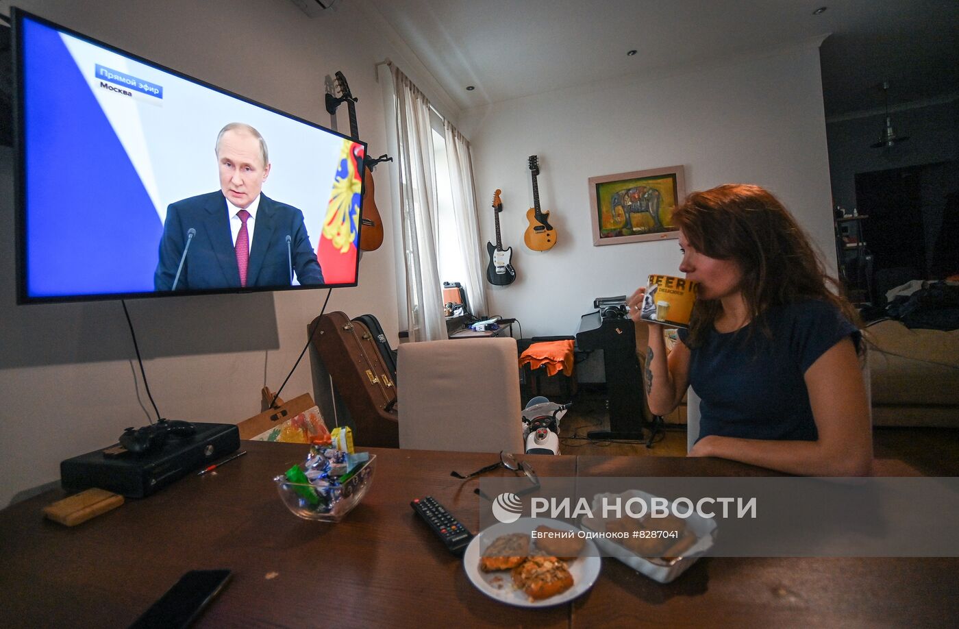 Трансляция подписания договора о вступлении в РФ новых территорий