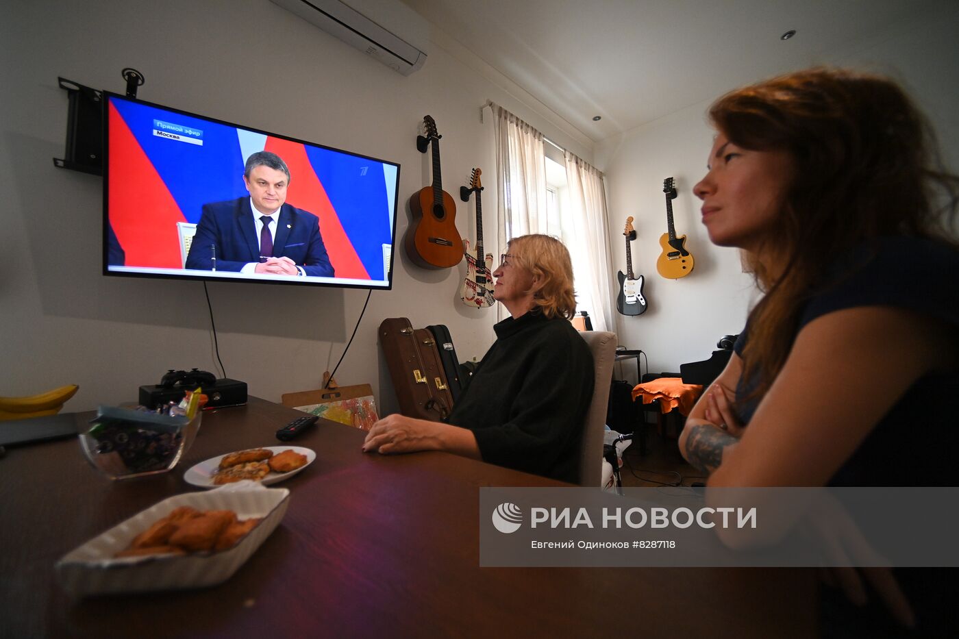 Трансляция подписания договора о вступлении в РФ новых территорий