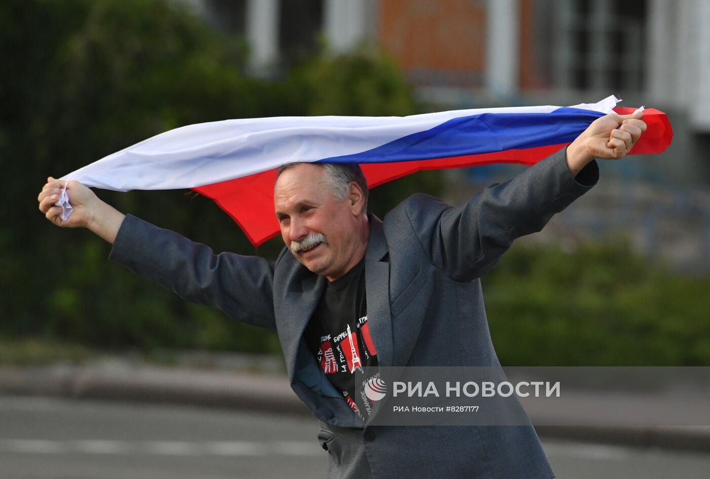 Празднование присоединения к России в ДНР