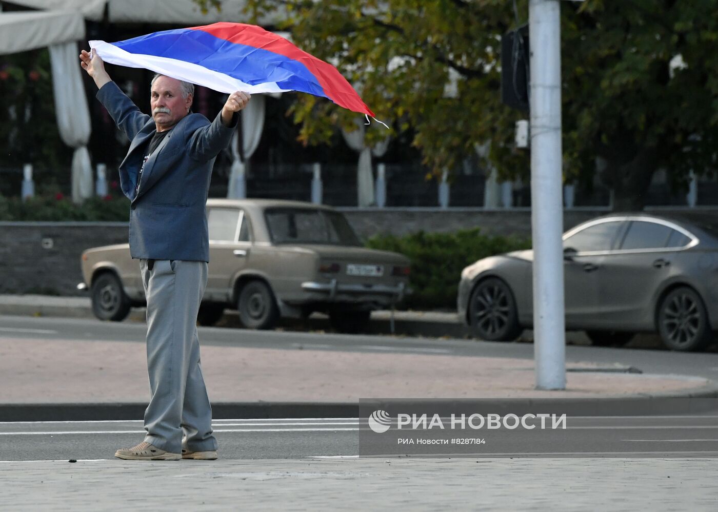 Празднование присоединения к России в ДНР
