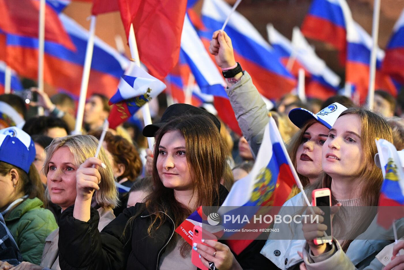 Президент РФ В. Путин принял участие в митинге-концерте на Красной площади