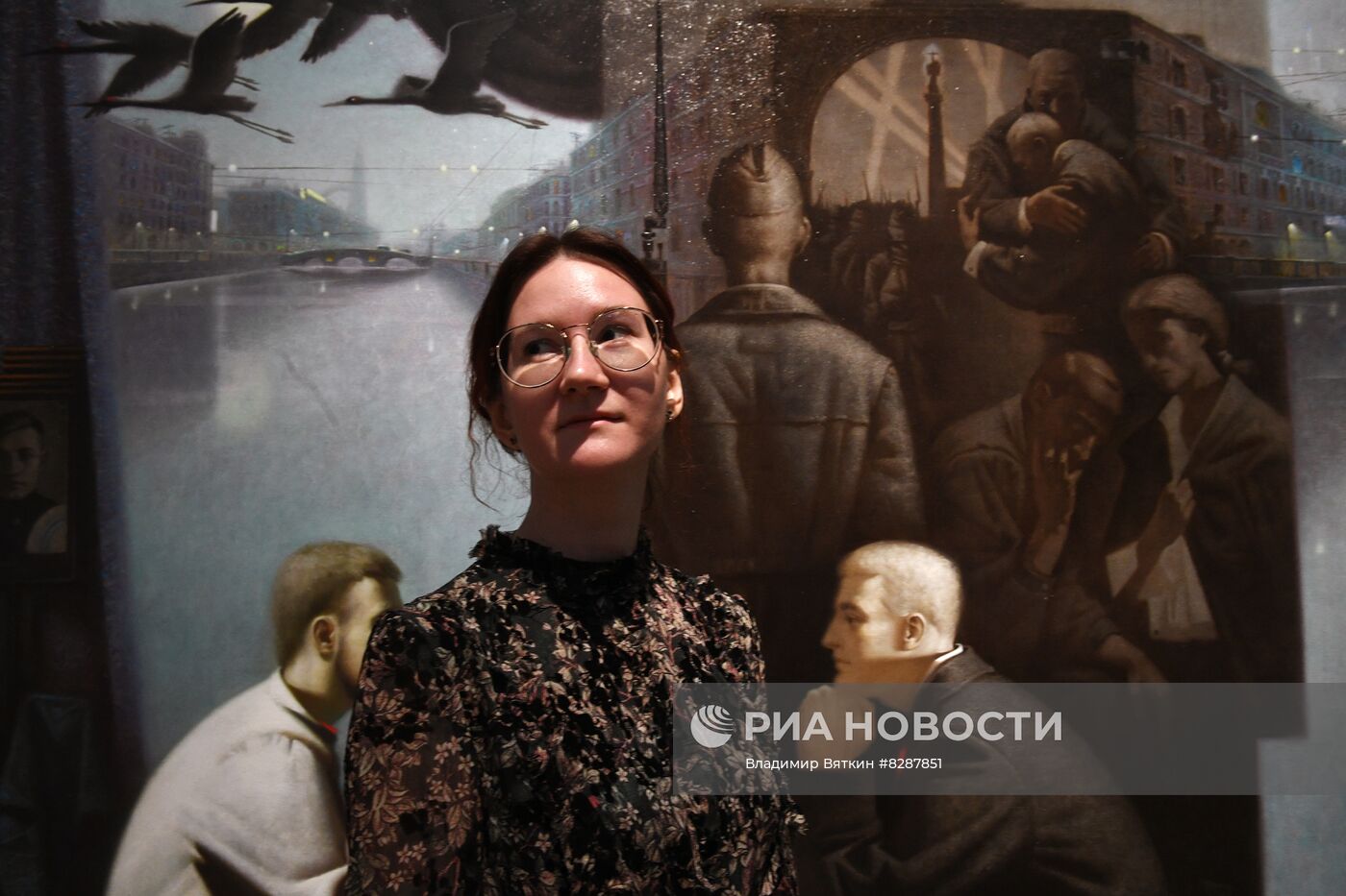 Открытие выставки молодых художников России "Наследие и современность"