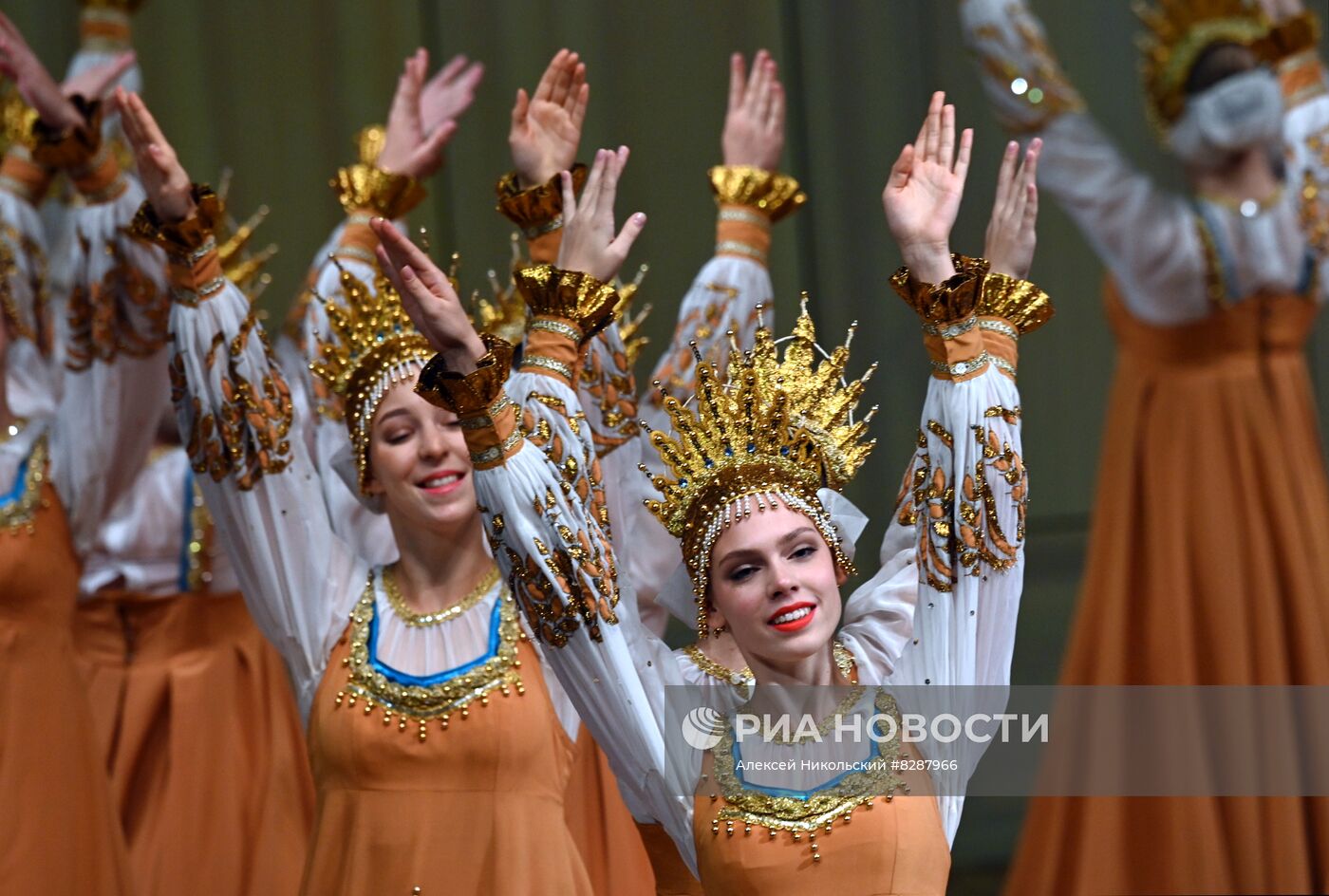 XIX Международный фестиваль "Москва встречает друзей"