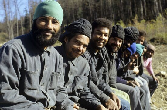 Кубинские рабочие на Дальнем Востоке