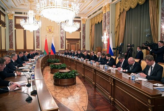 Премьер-министр РФ М. Мишустин встретился с премьер-министром Белоруссии Р. Головченко 