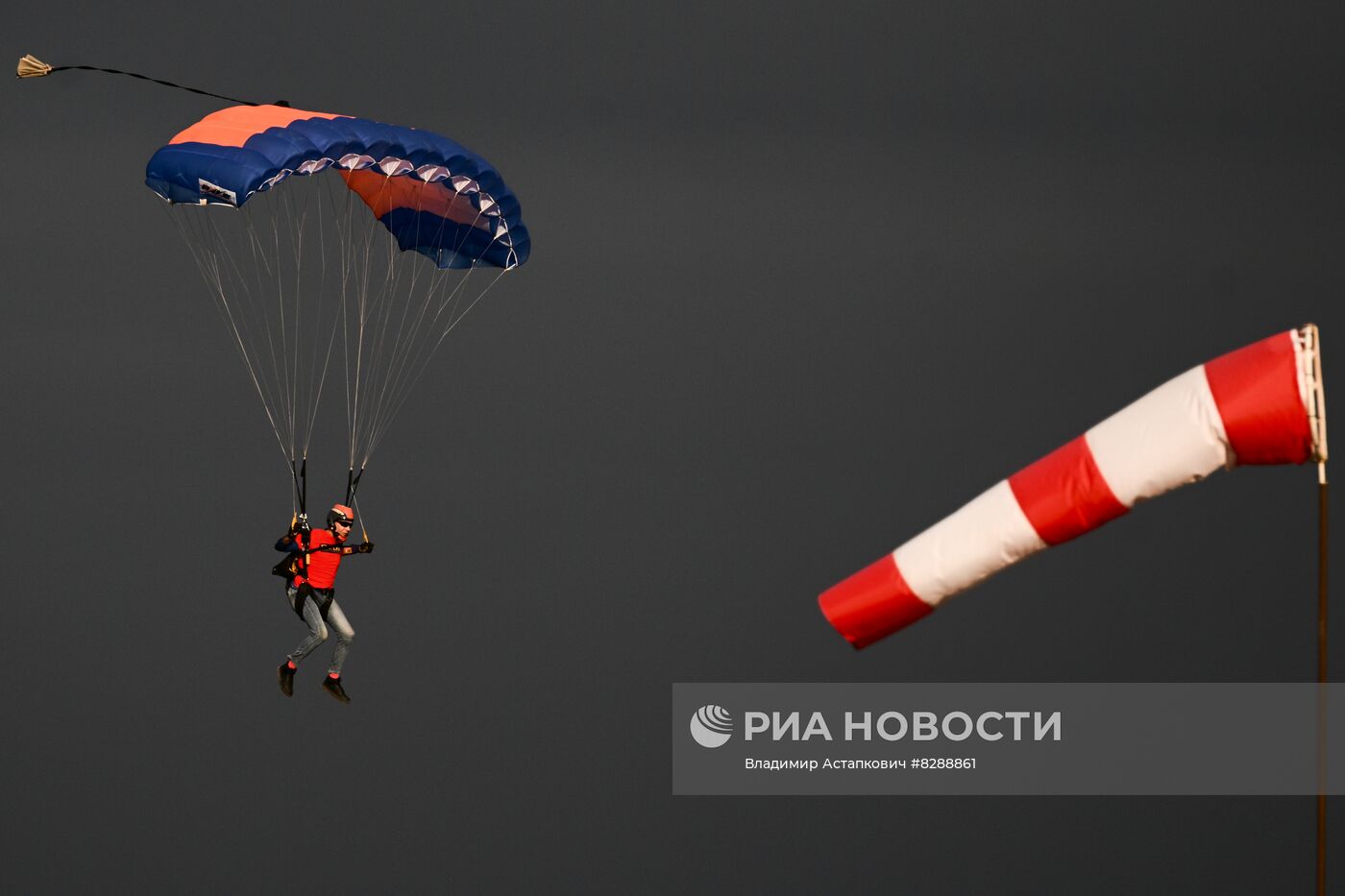 Соревнования по парашютному спорту в Гудермесе